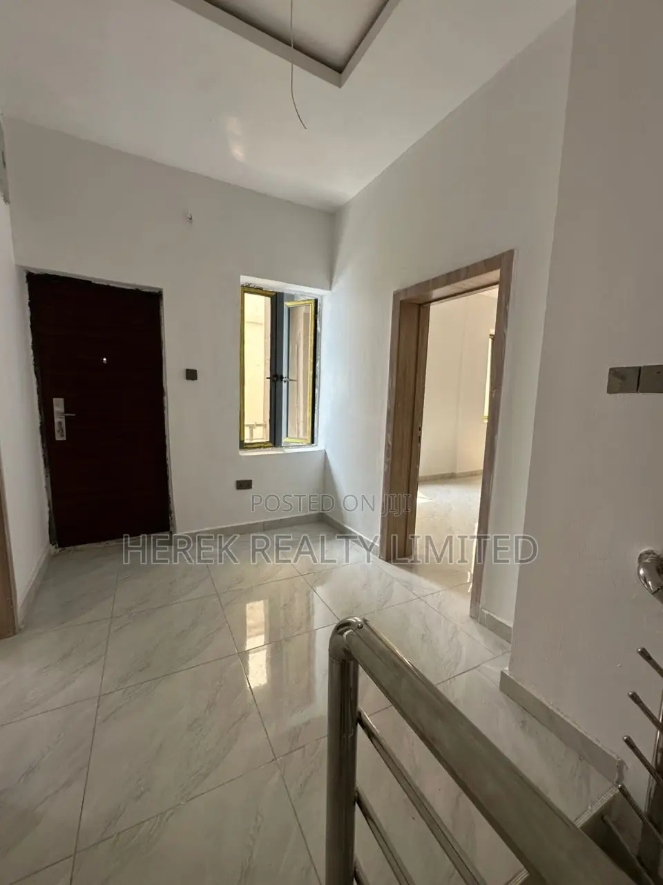 4bdrm Townhouse / Terrace in General Paint, Sangotedo for rent