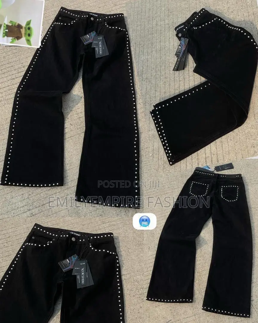 Luxury Baggy Jeans Available in Store Now