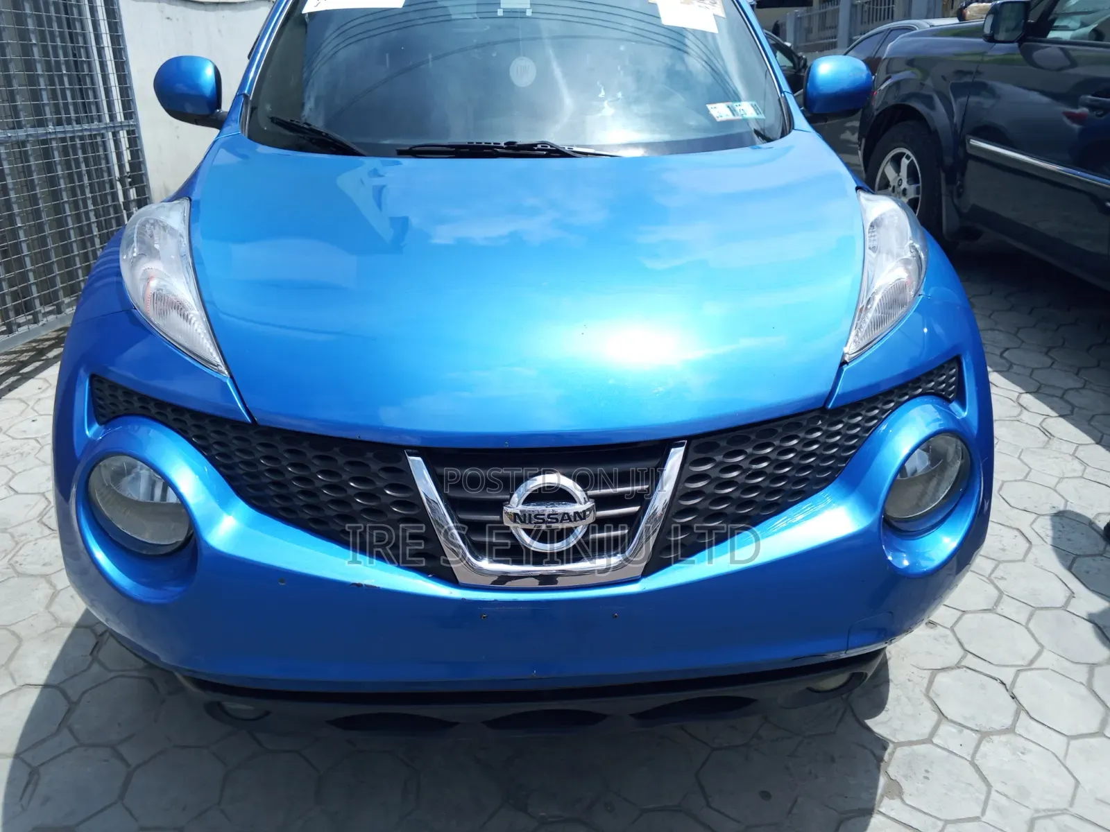 Nissan Juke 2012 Blue