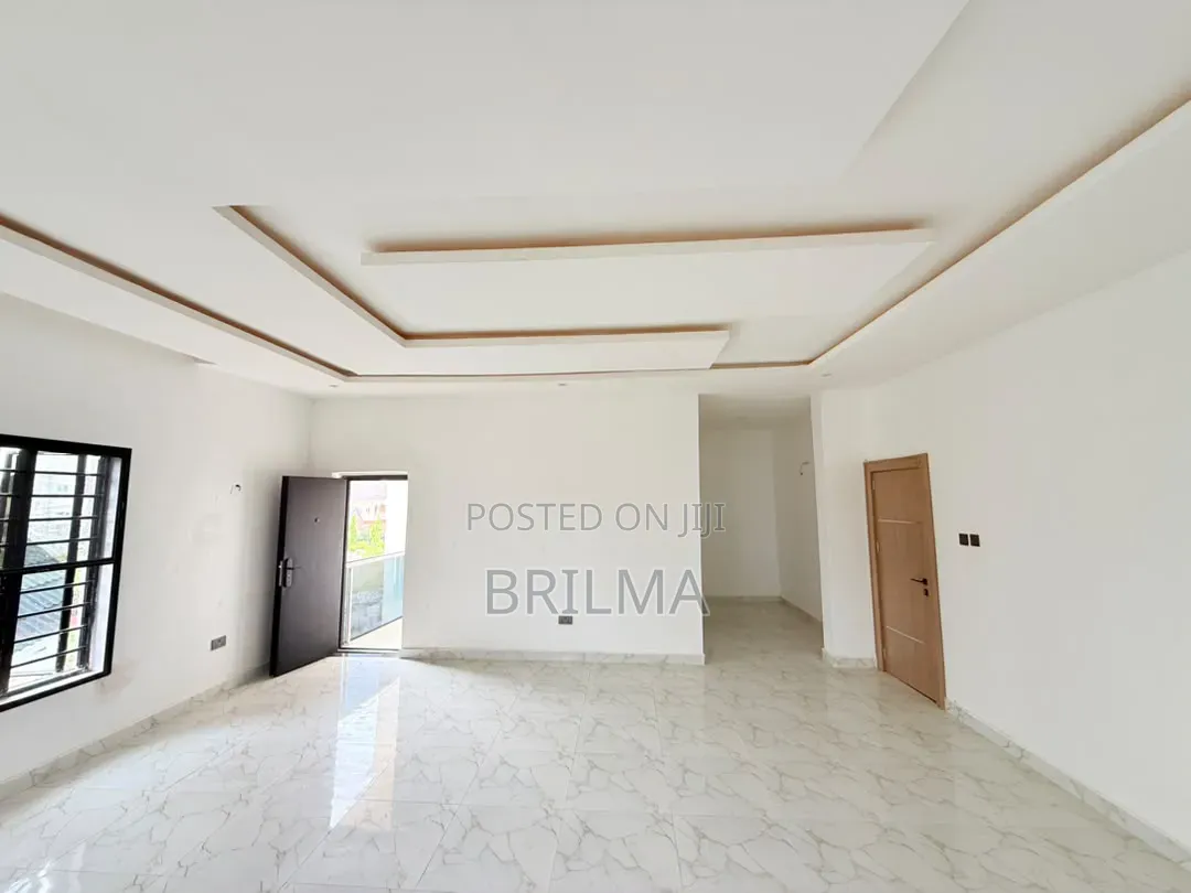 4bdrm Duplex in Karsana for sale