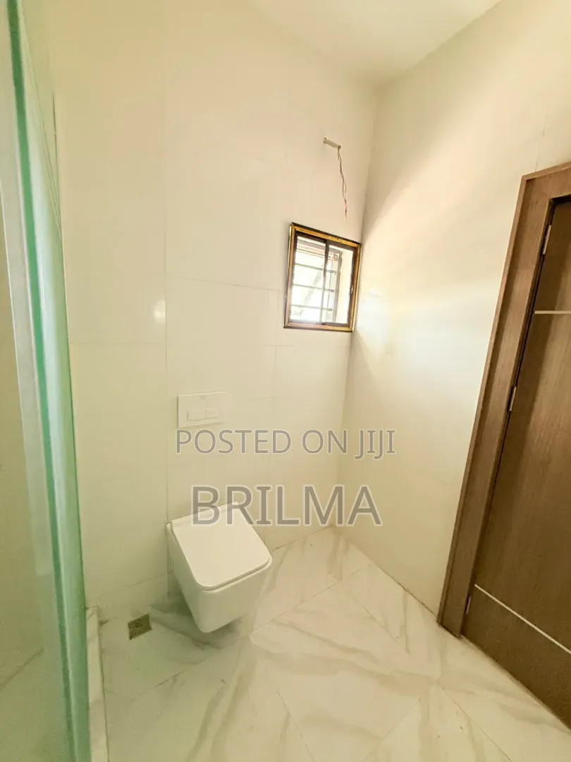 4bdrm Duplex in Karsana for sale