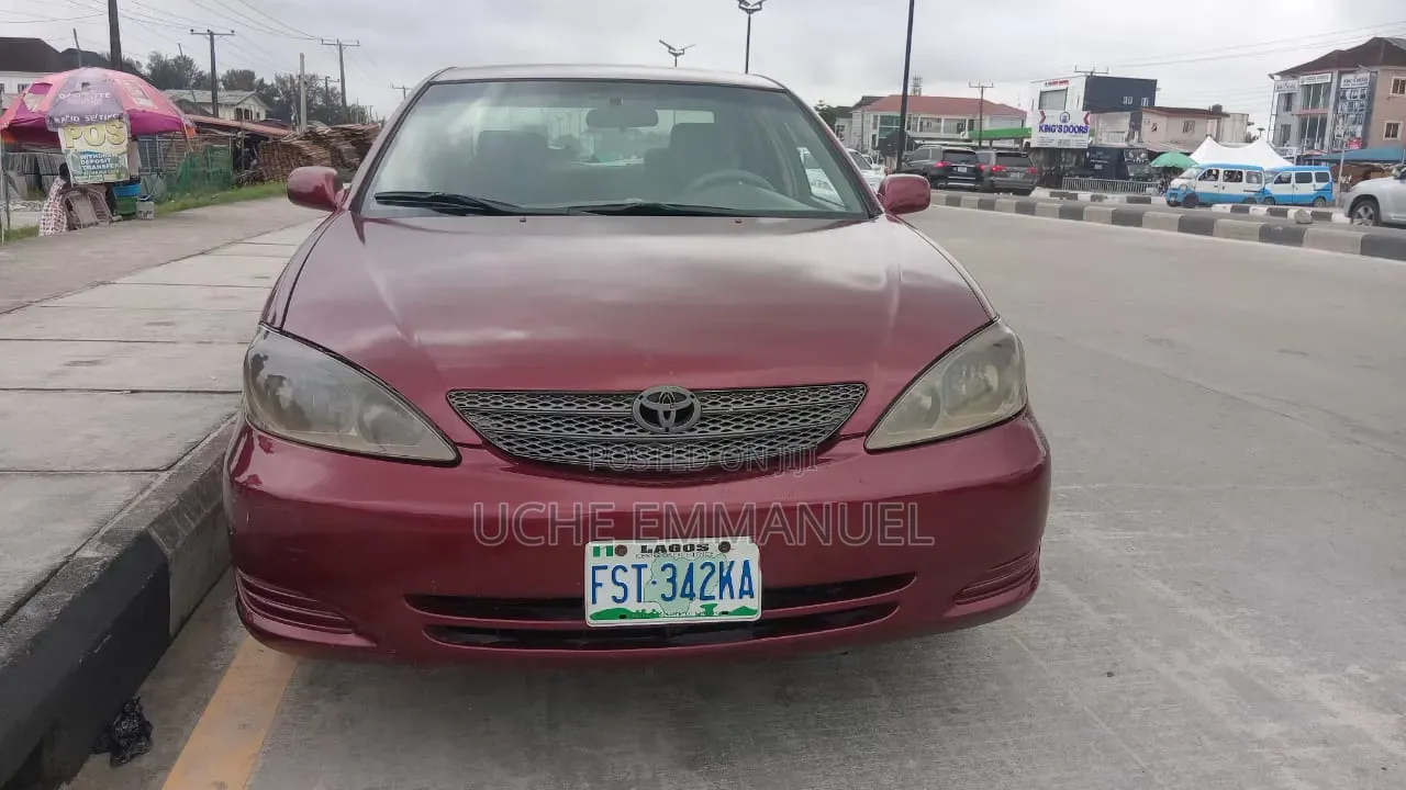 Toyota Camry 2005 Red