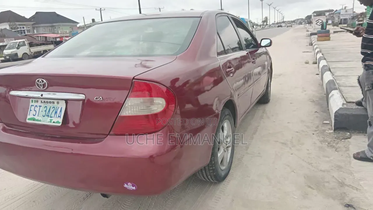 Toyota Camry 2005 Red