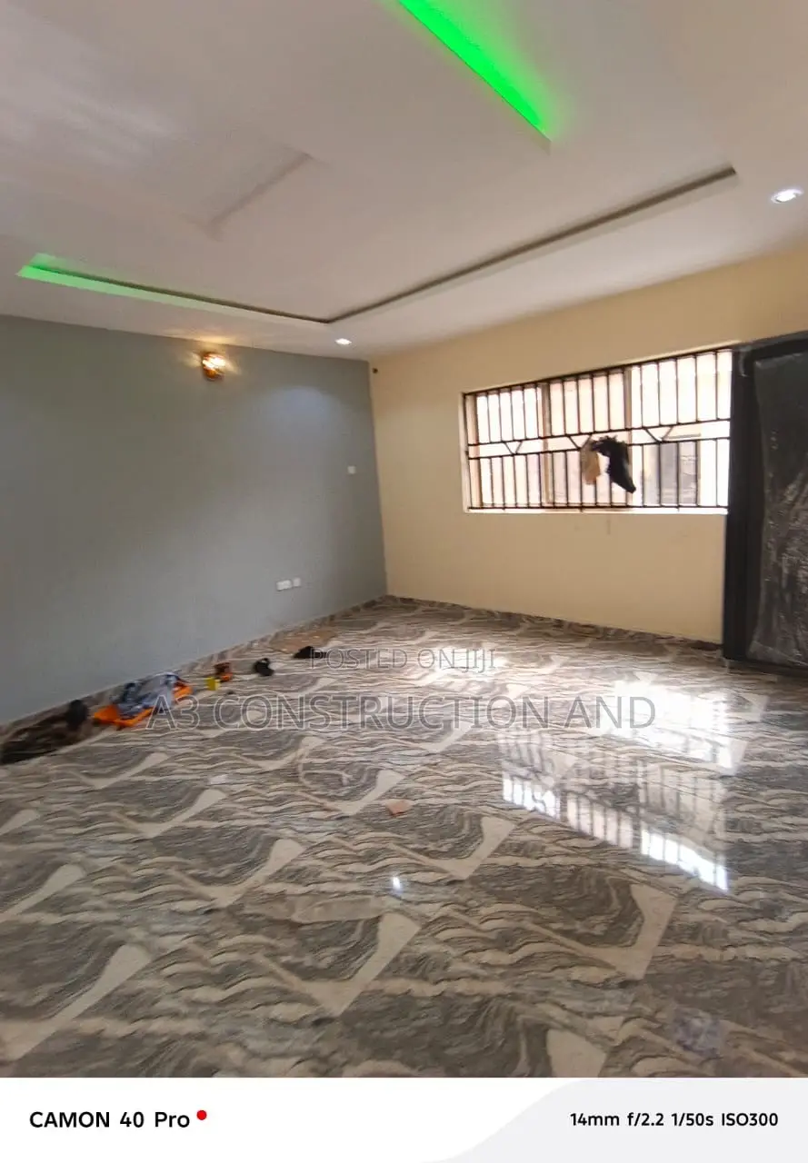 4bdrm Duplex in Okebadan Estate, for rent