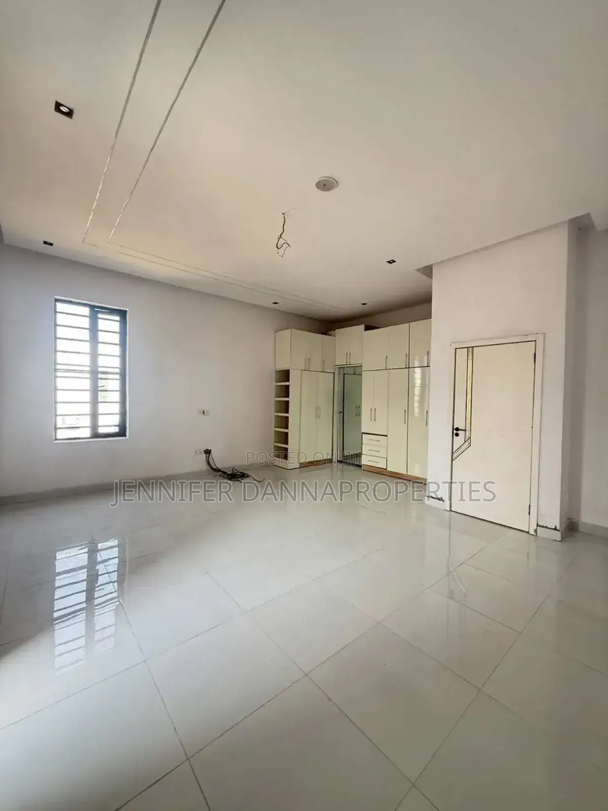 3bdrm Duplex in Sangotedo for sale