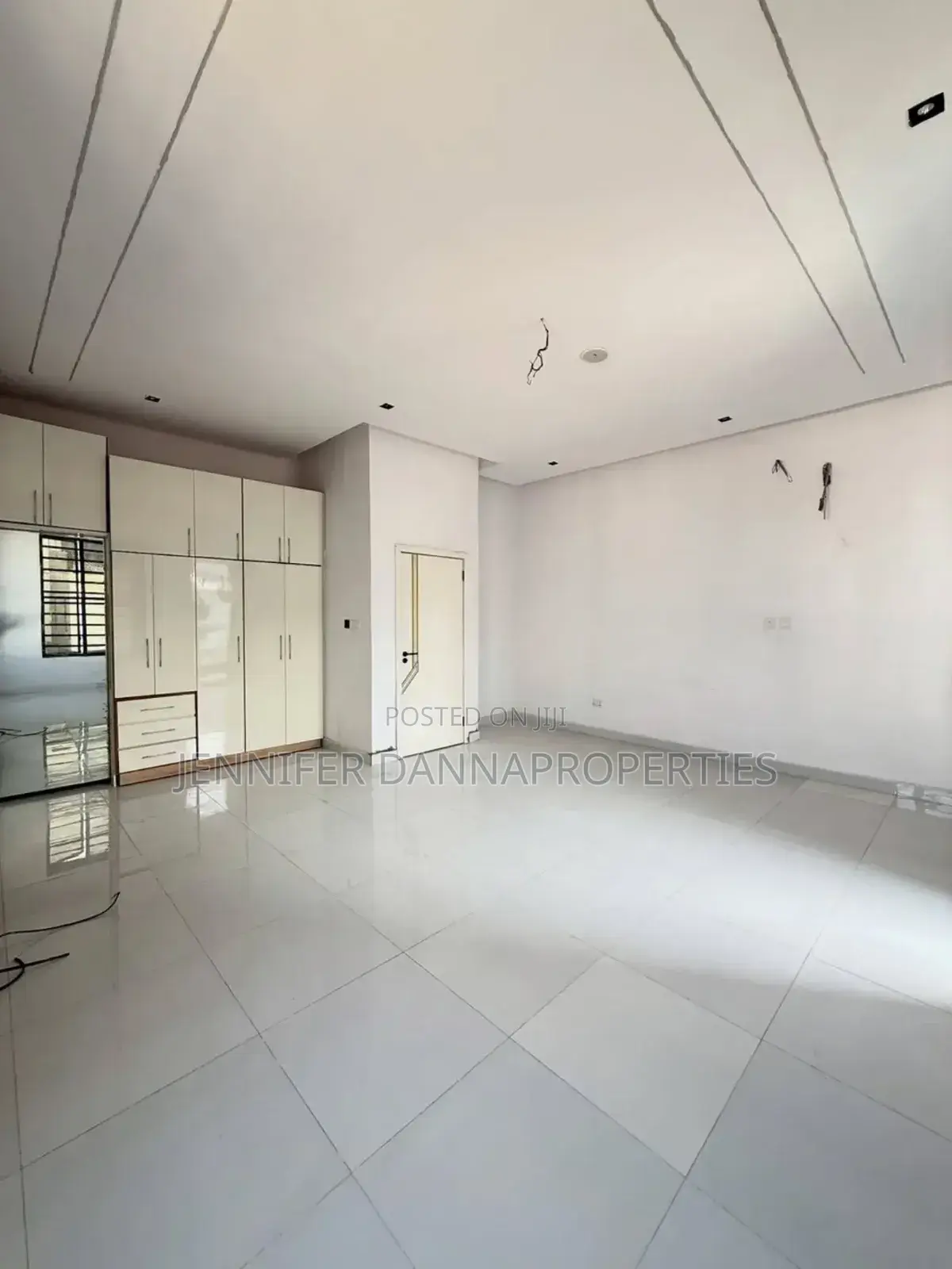 3bdrm Duplex in Sangotedo for sale