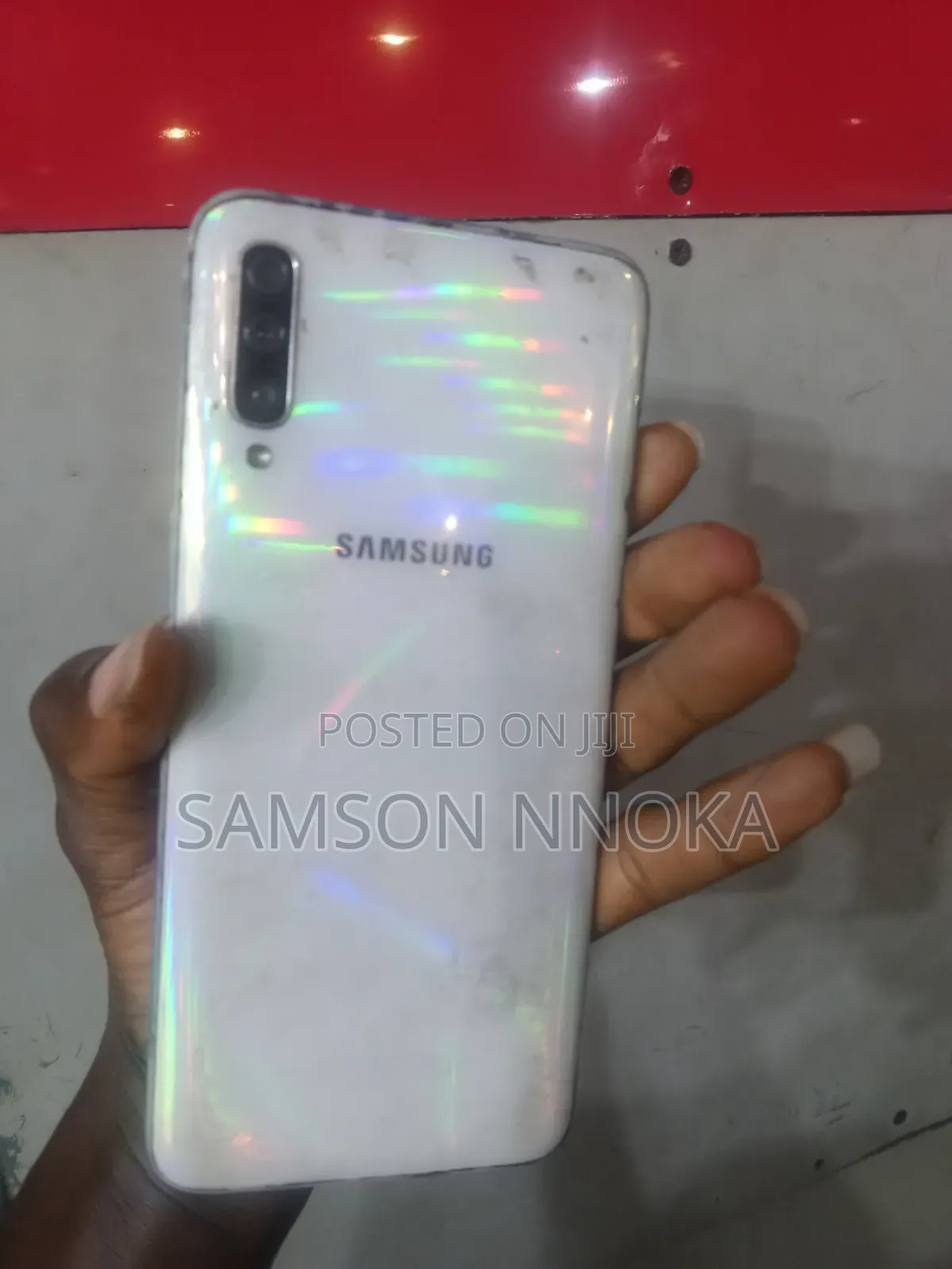 Samsung Galaxy A70 128 GB White