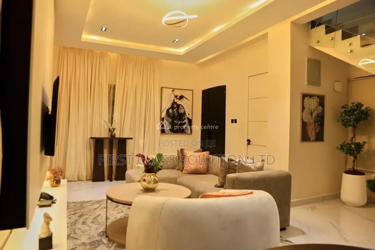 Beautiful 3 Bedroom Duplex Discounted (3 Units Available)
