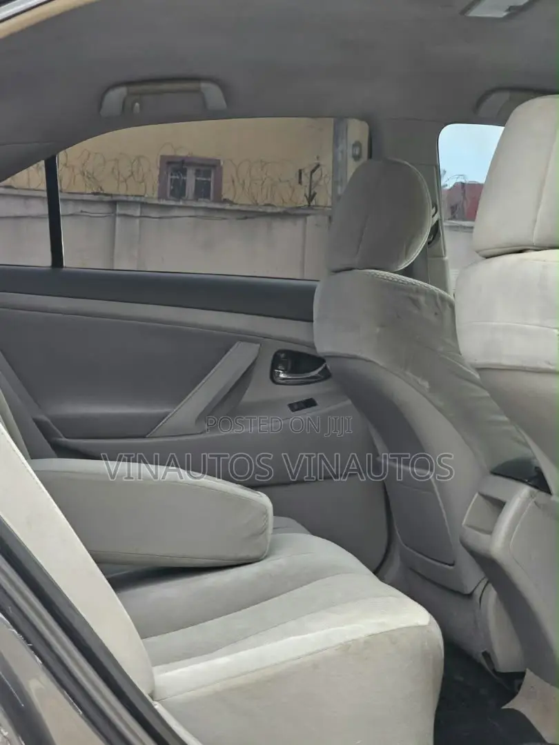 Toyota Camry 2008 Gray