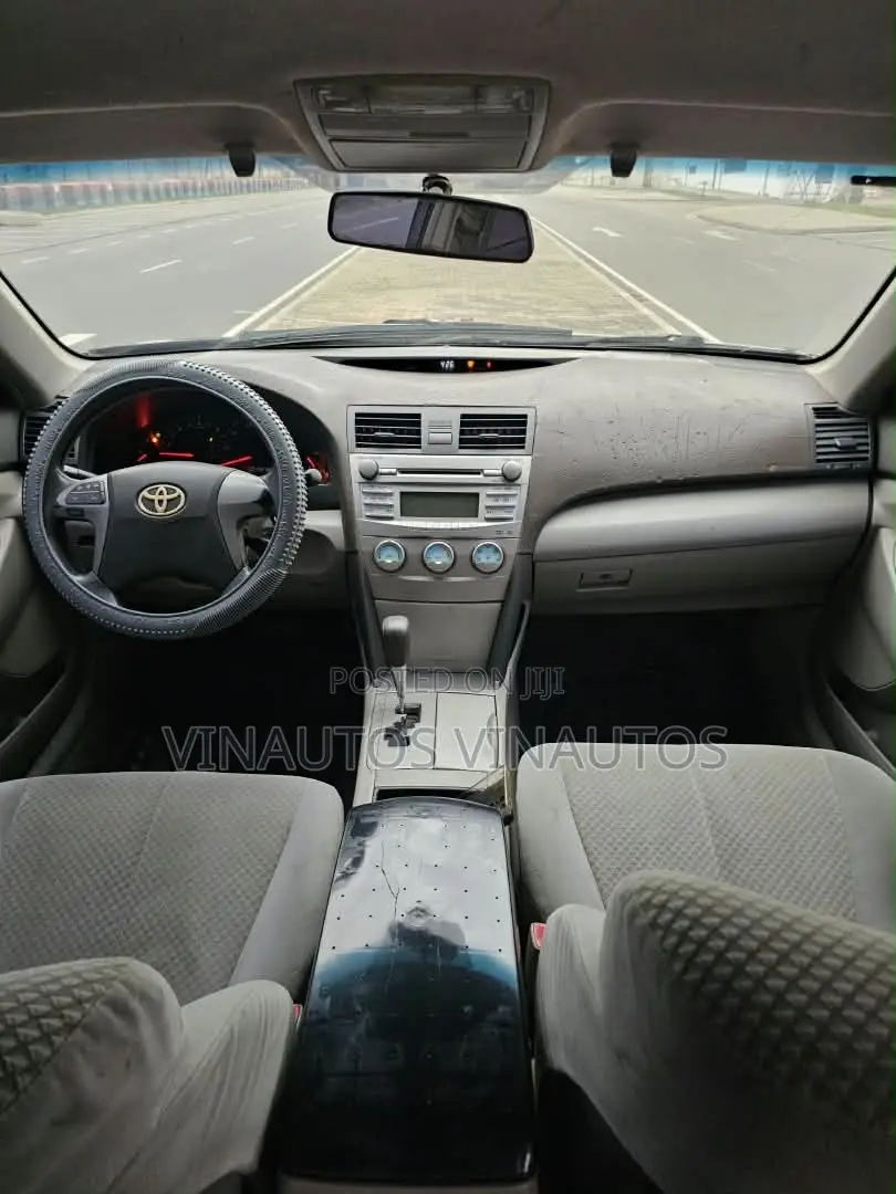 Toyota Camry 2008 Gray