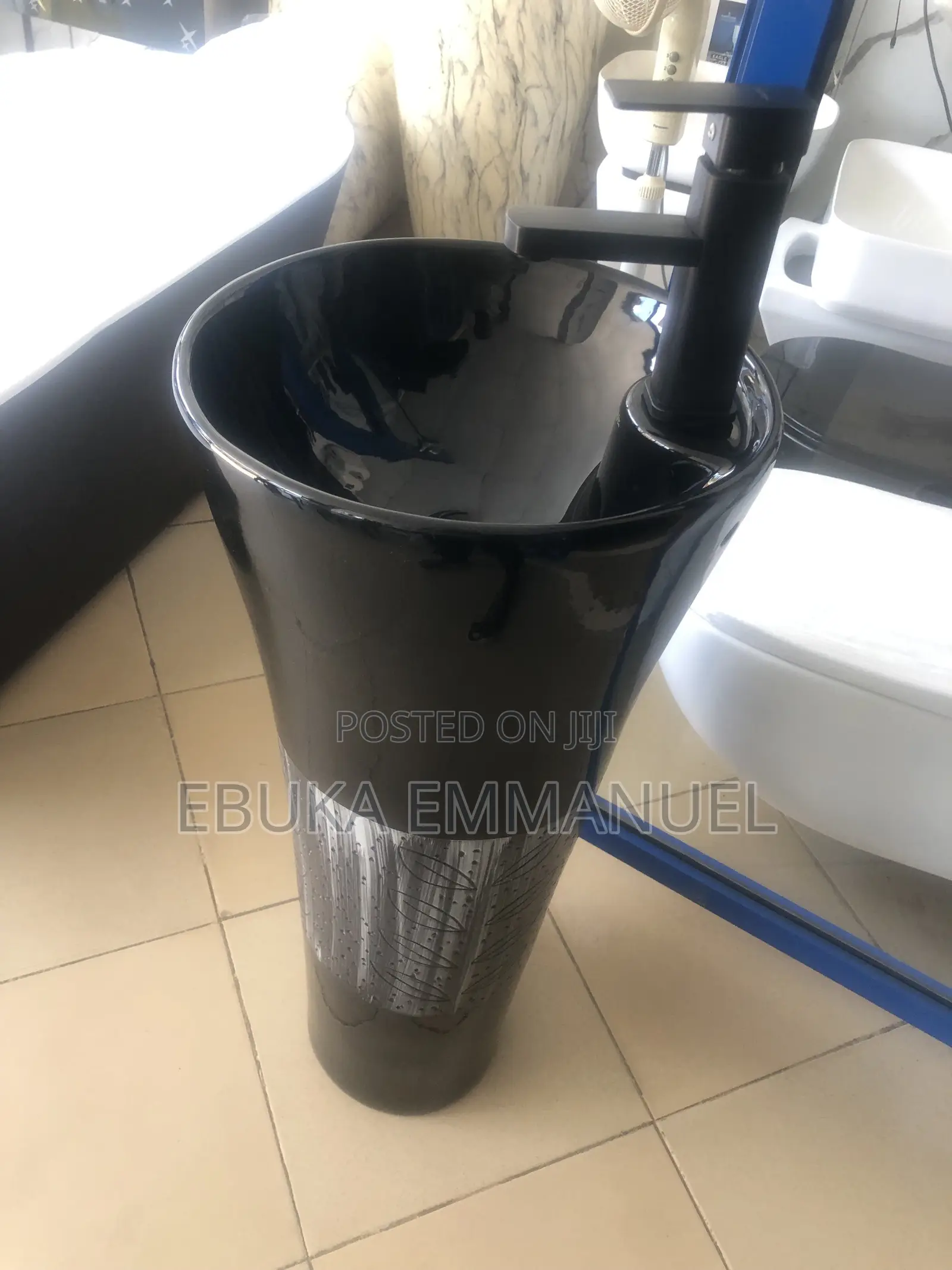 Standing Washing Hand Basin