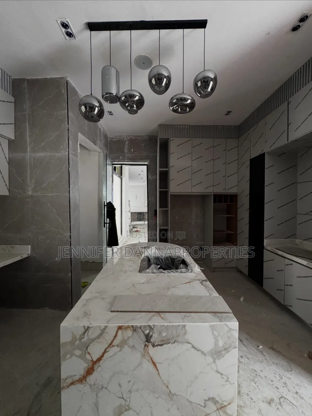 5bdrm Duplex in VGC / Ajah for sale