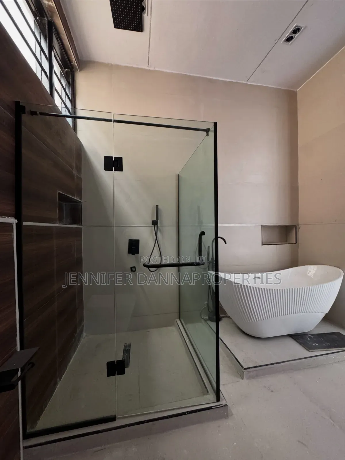 5bdrm Duplex in VGC / Ajah for sale