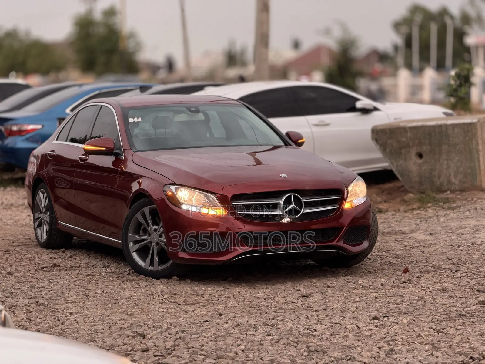 Mercedes-Benz C300 2016 Maroon