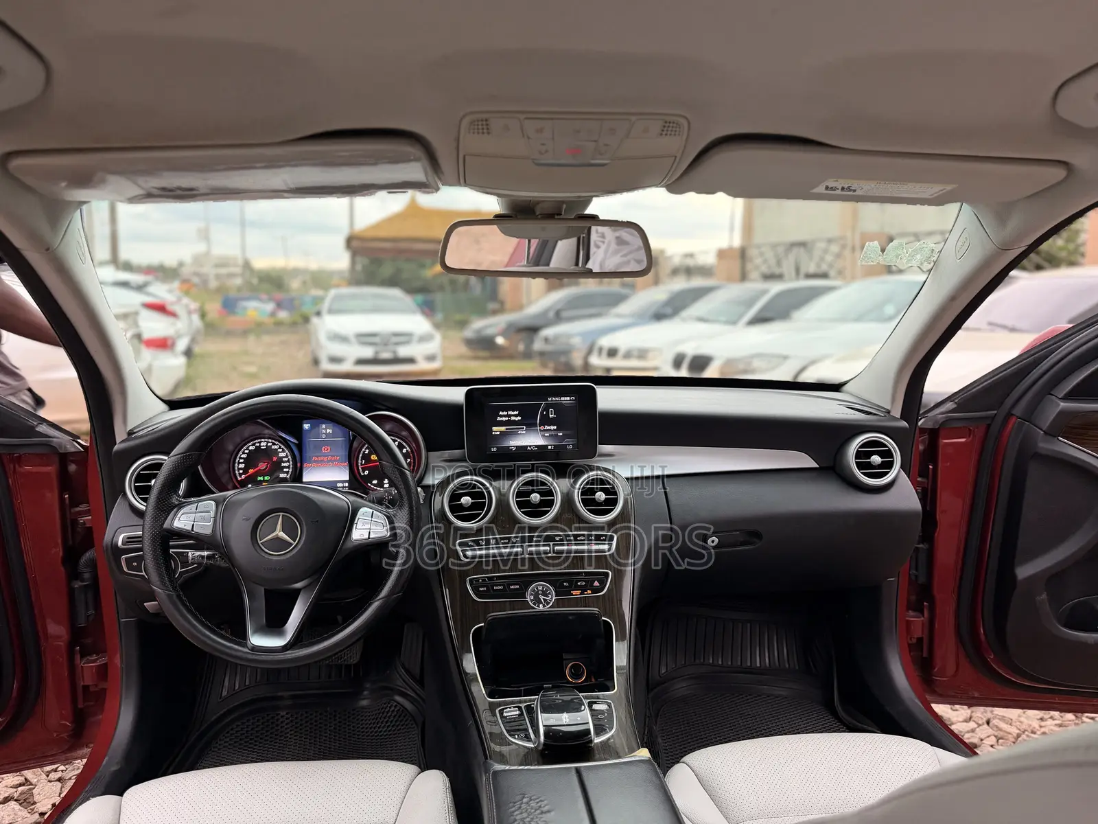 Mercedes-Benz C300 2016 Maroon