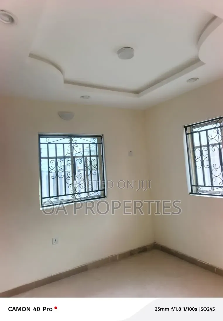 2bdrm Block of Flats in Okebadan Estate for rent