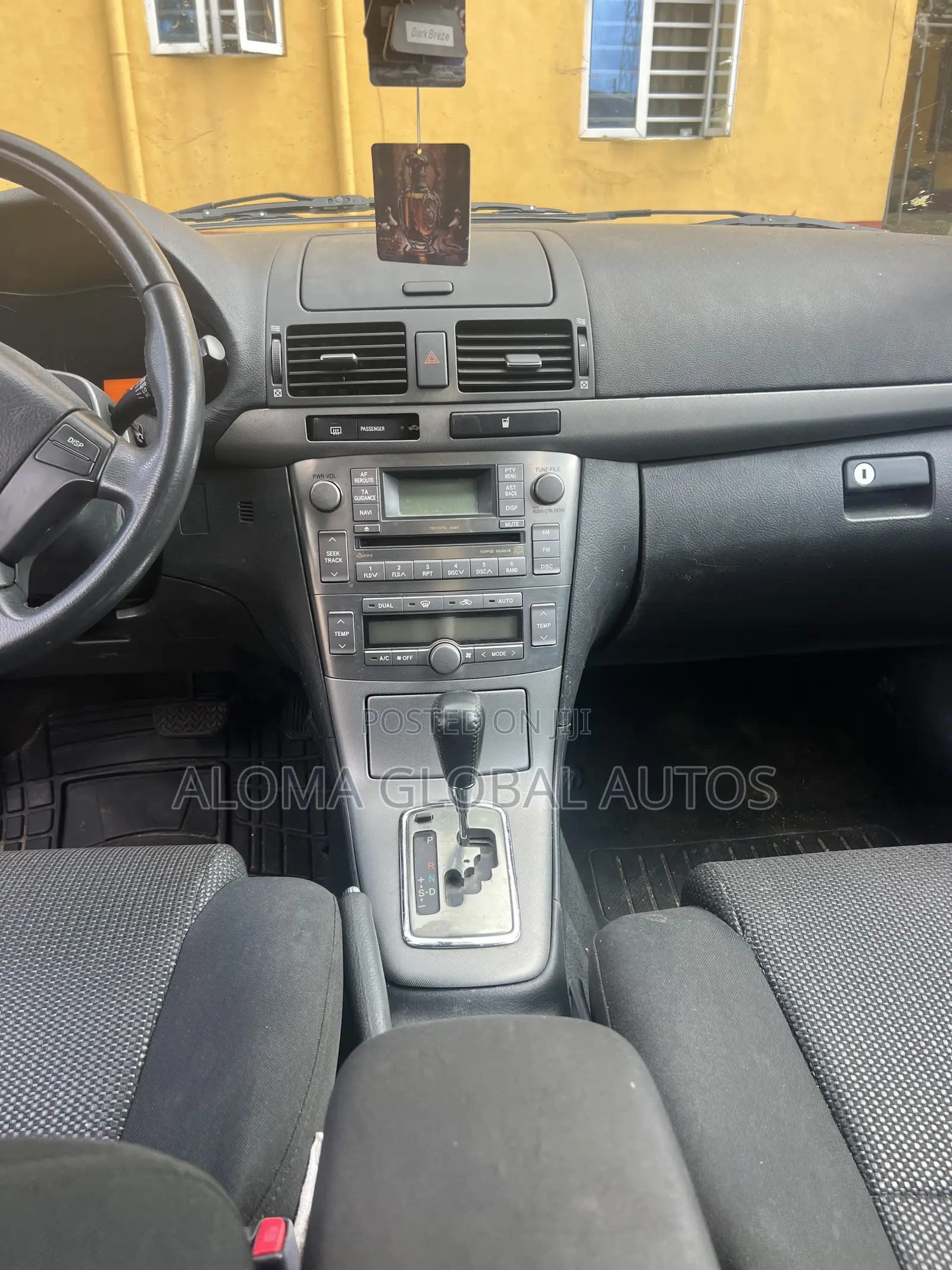 Toyota Avensis 2.0 Advanced Automatic 2010 Silver