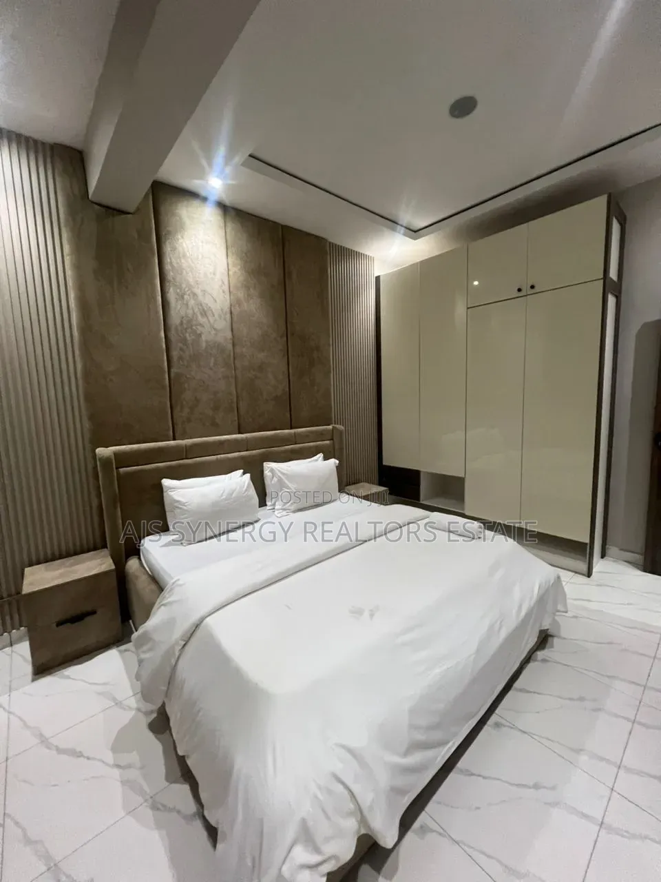 Furnished 2bdrm Apartment in Lekki Phase 1 for rent