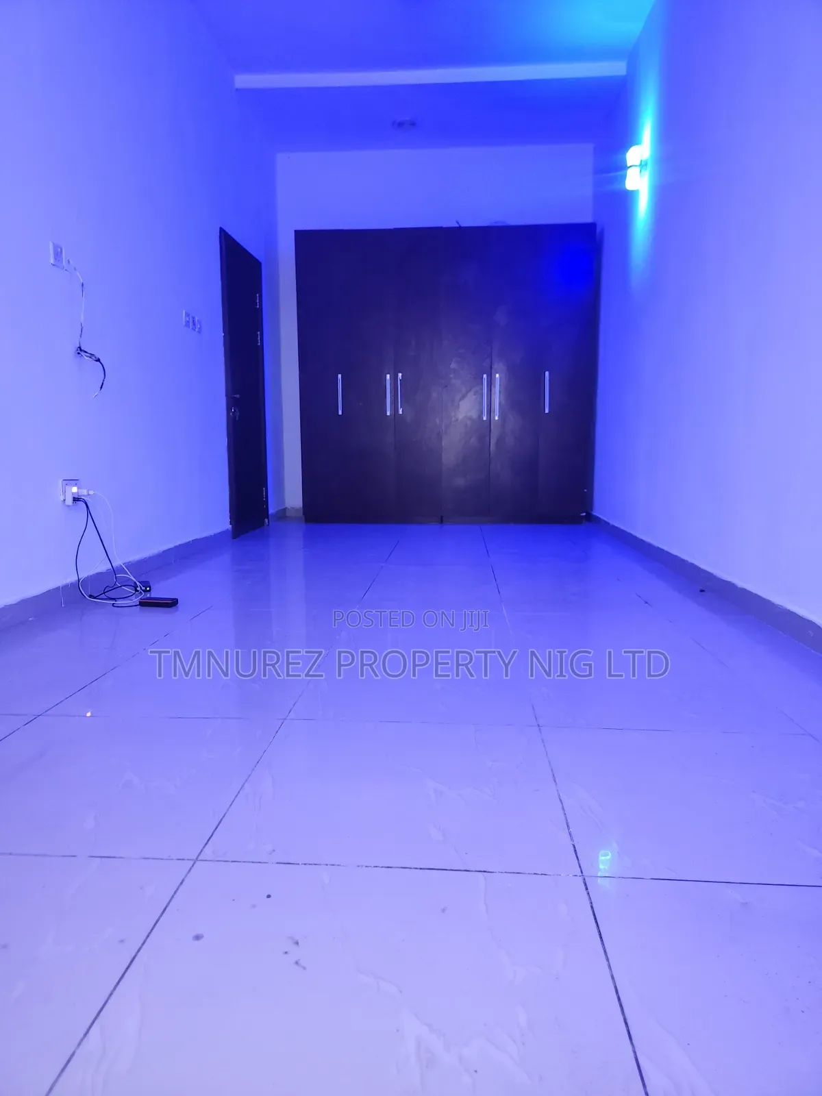 Studio Apartment in Chevron for rent