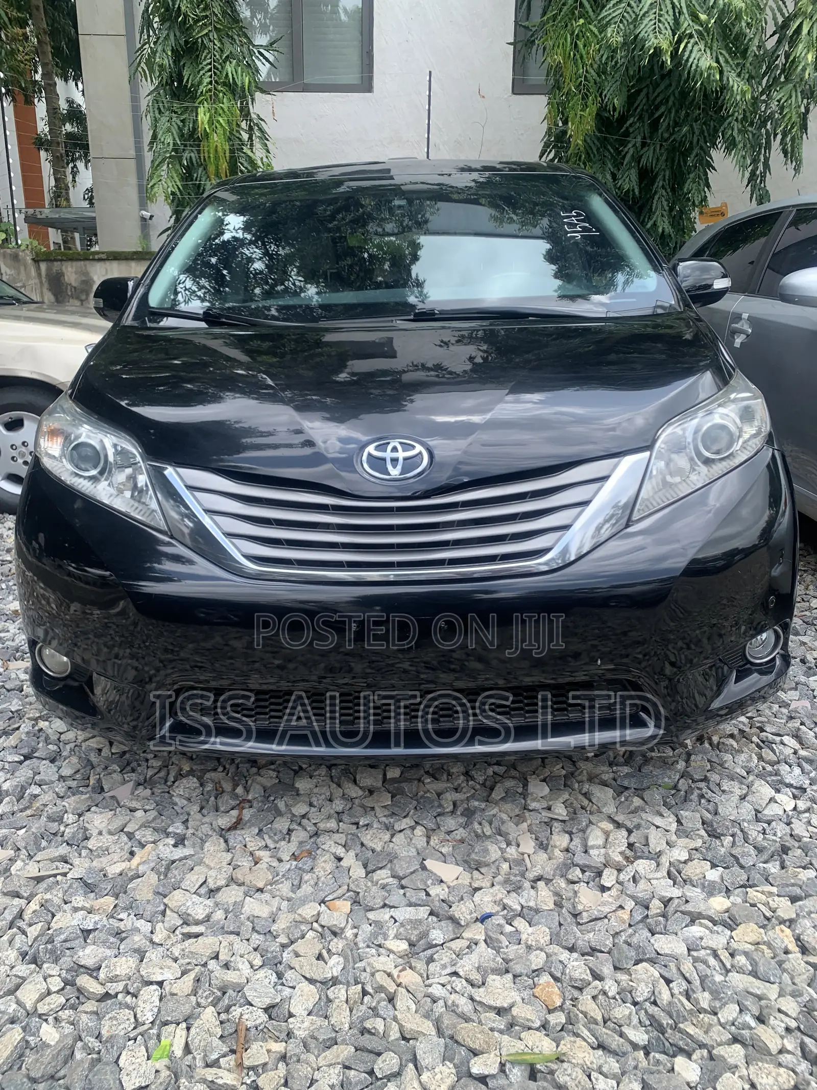 Toyota Sienna Limited FWD 7-Passenger 2013 Black