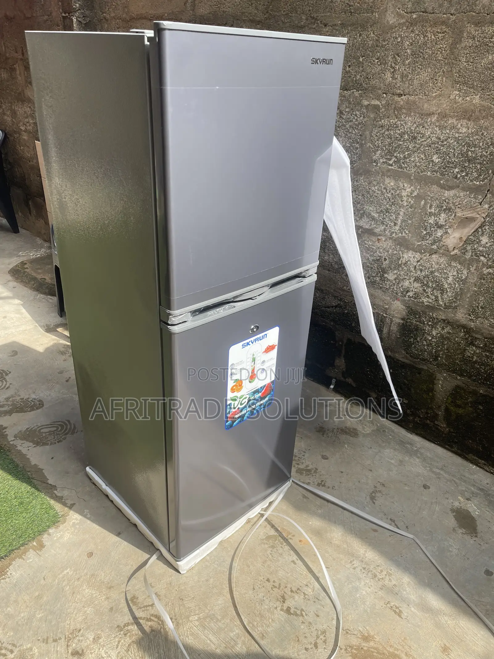 Skyrun 195L Double Door Refrigerator – Freshness Made Easy