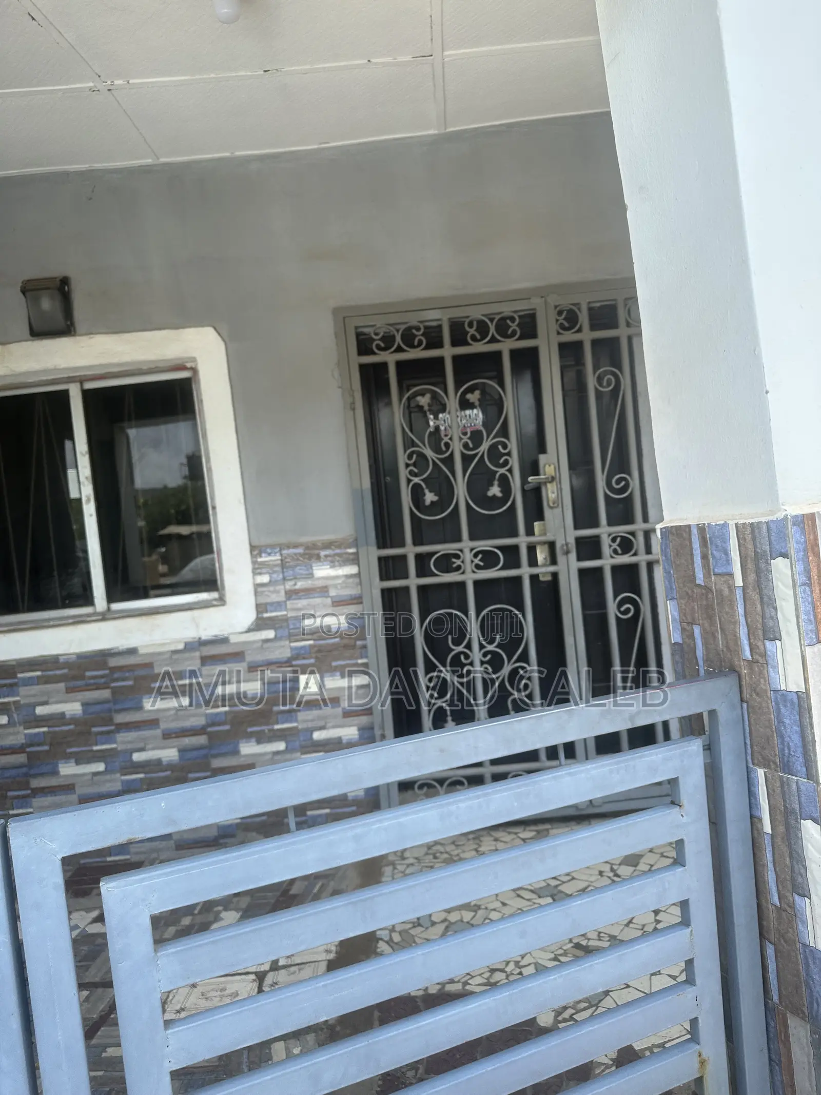 Mini Flat in Nia Quarter Estate for sale