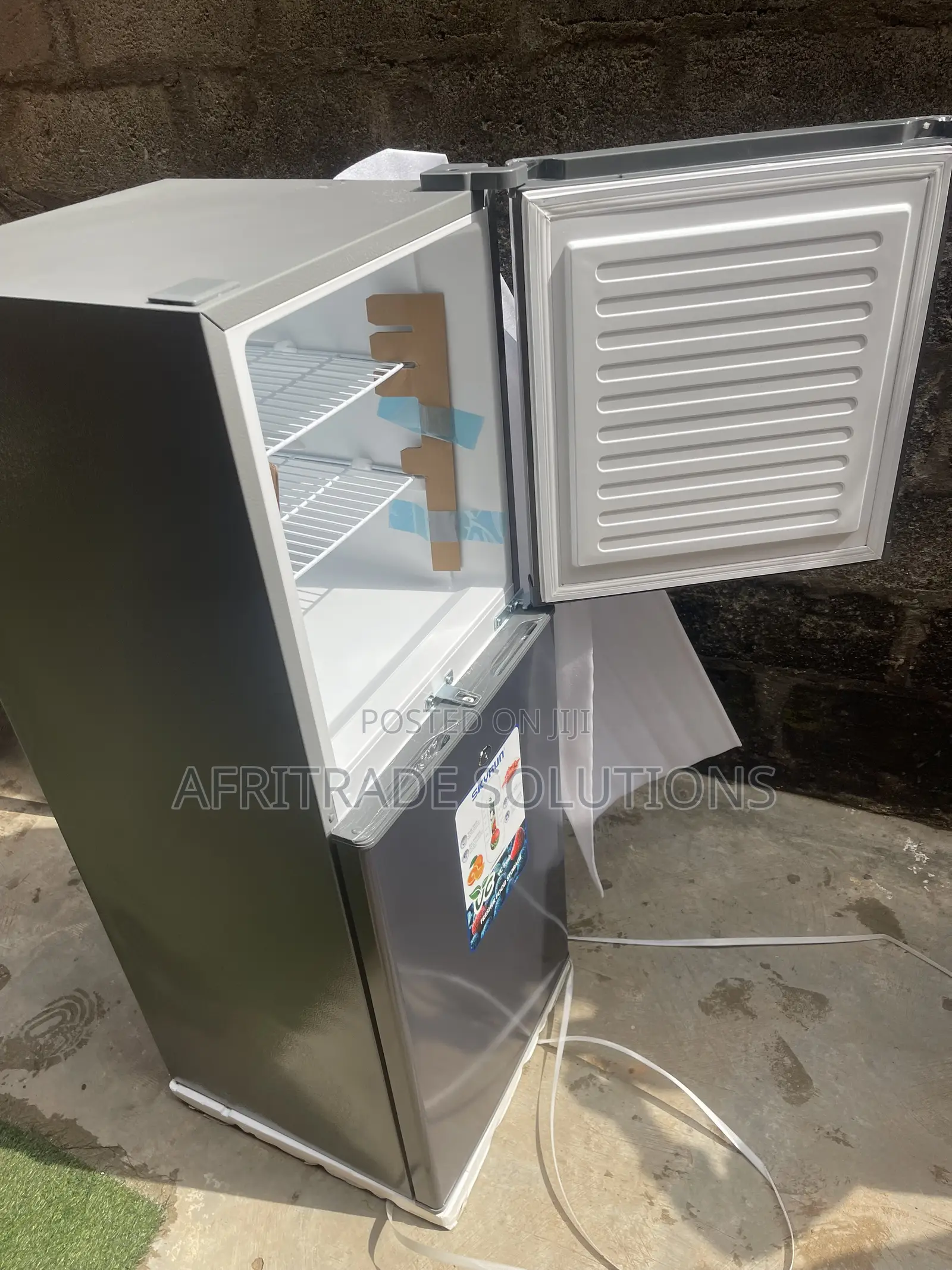 Skyrun 195L Refrigerator – Cool Storage, Modern Living