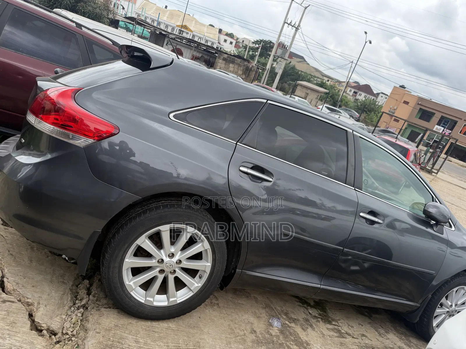 Toyota Venza XLE 2011 Gray