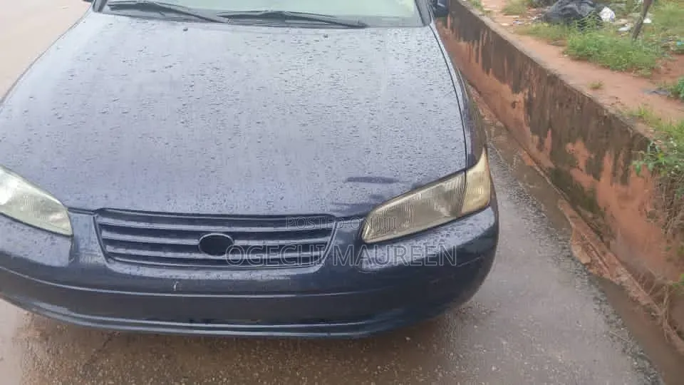 Toyota Camry Automatic 1999 Black