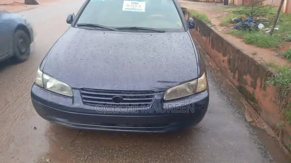 Toyota Camry Automatic 1999 Black