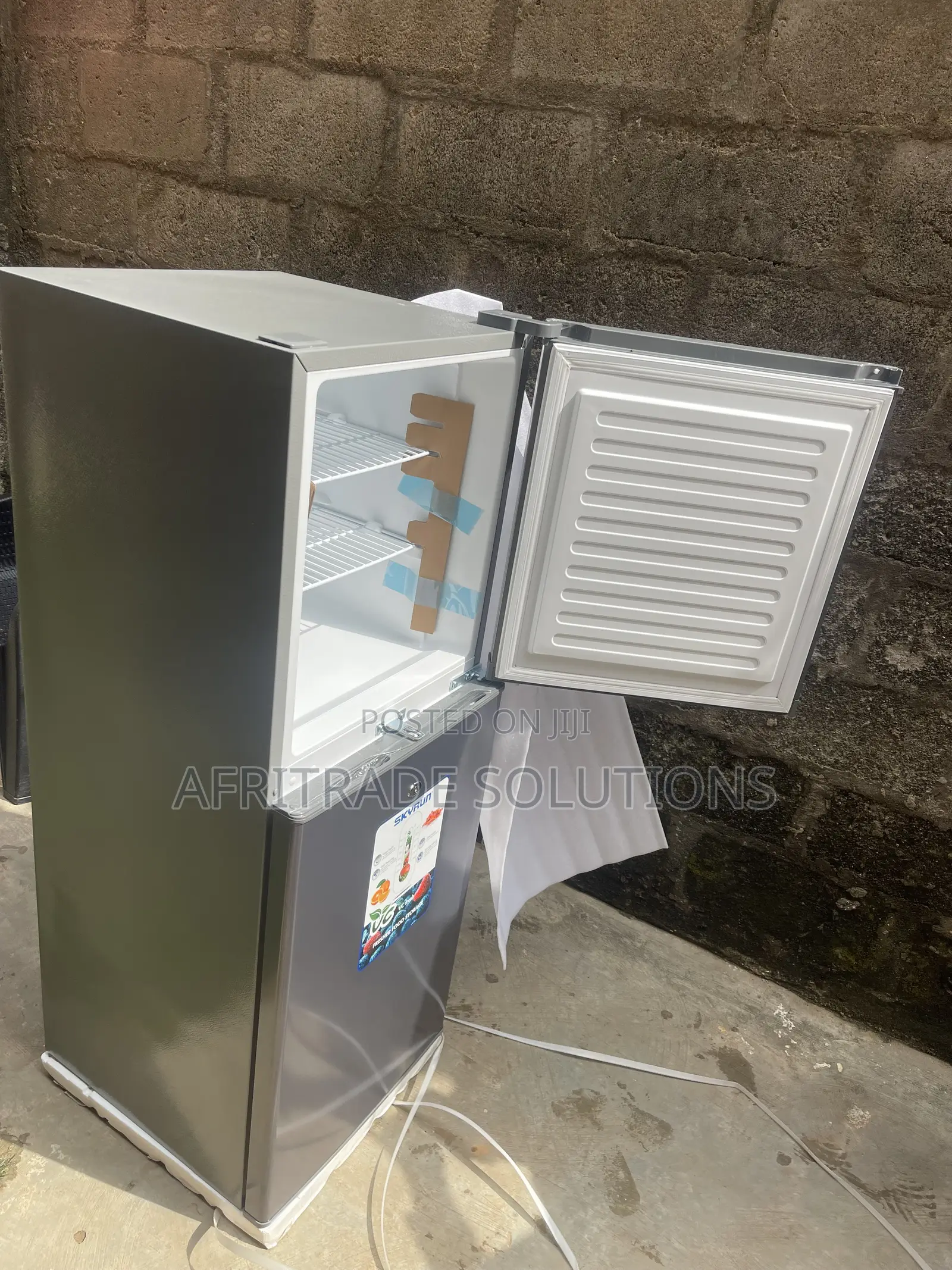 Brand New Skyrun 195L Fridge – Freshness Starts Here