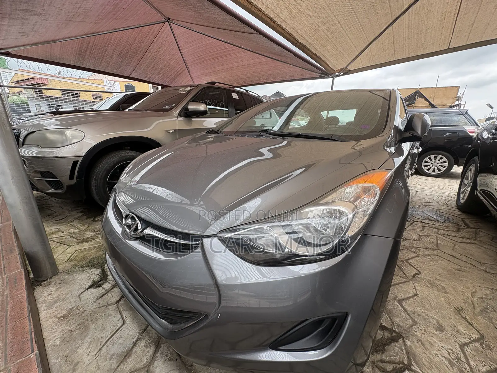 Hyundai Elantra SE 4dr Sedan (1.8L 4cyl 6M) 2014 Gray