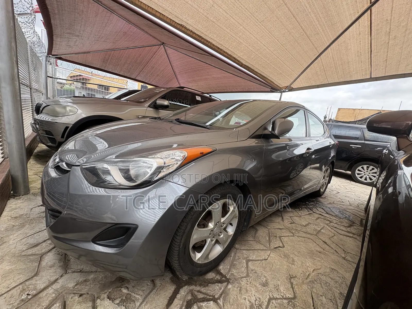 Hyundai Elantra SE 4dr Sedan (1.8L 4cyl 6M) 2014 Gray