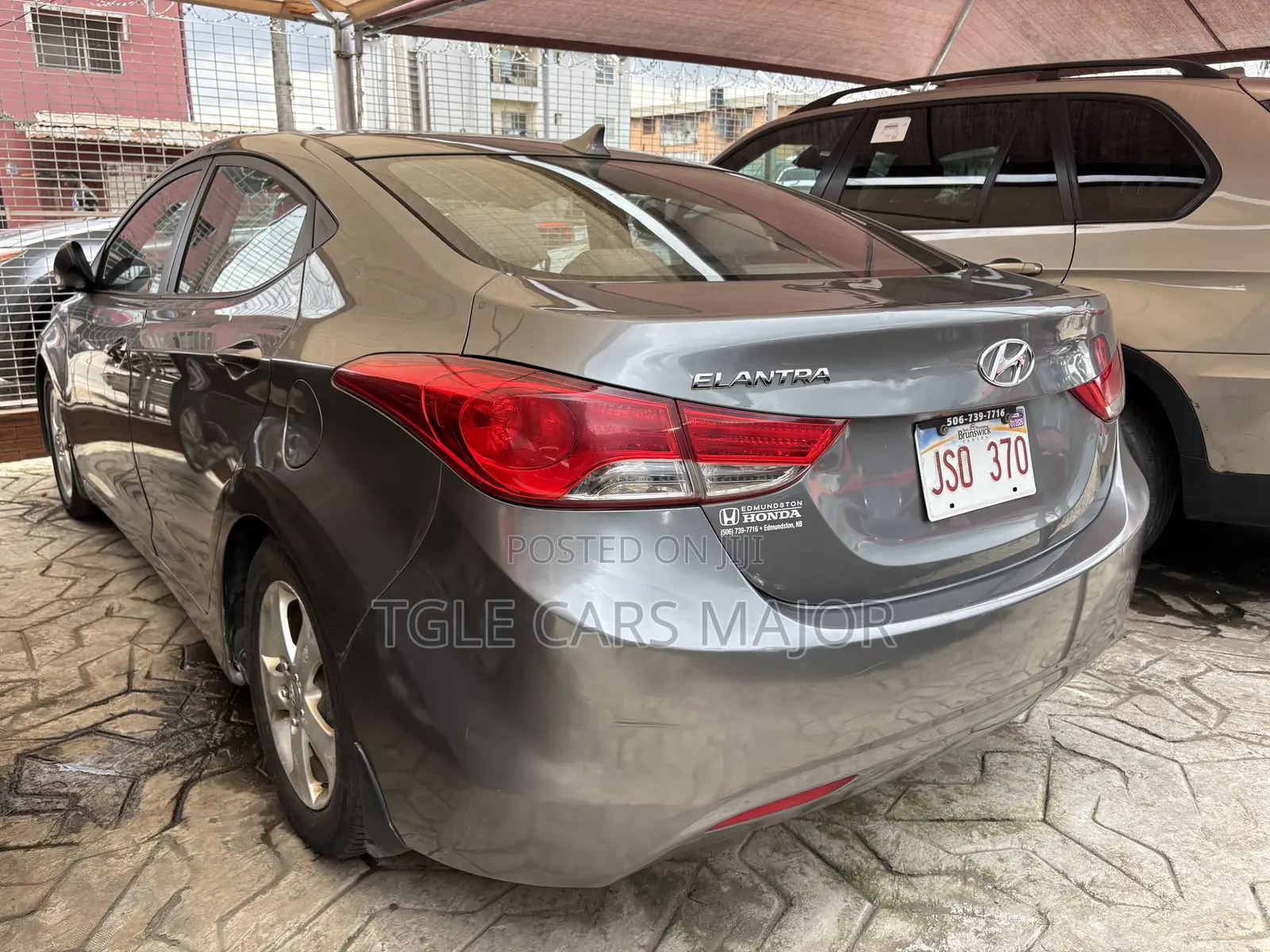 Hyundai Elantra SE 4dr Sedan (1.8L 4cyl 6M) 2014 Gray