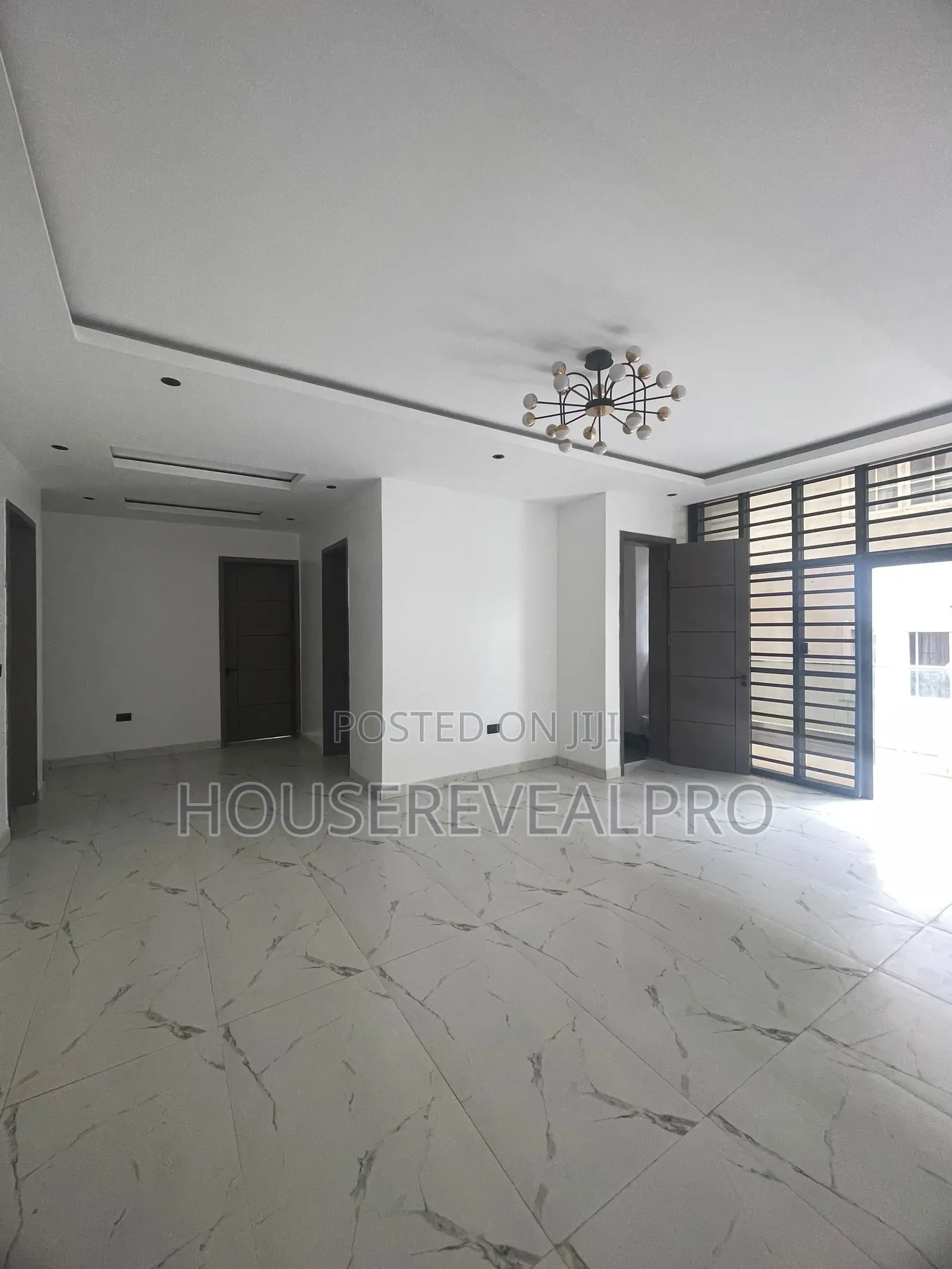 3bdrm Apartment in Lekki Maruwa for rent