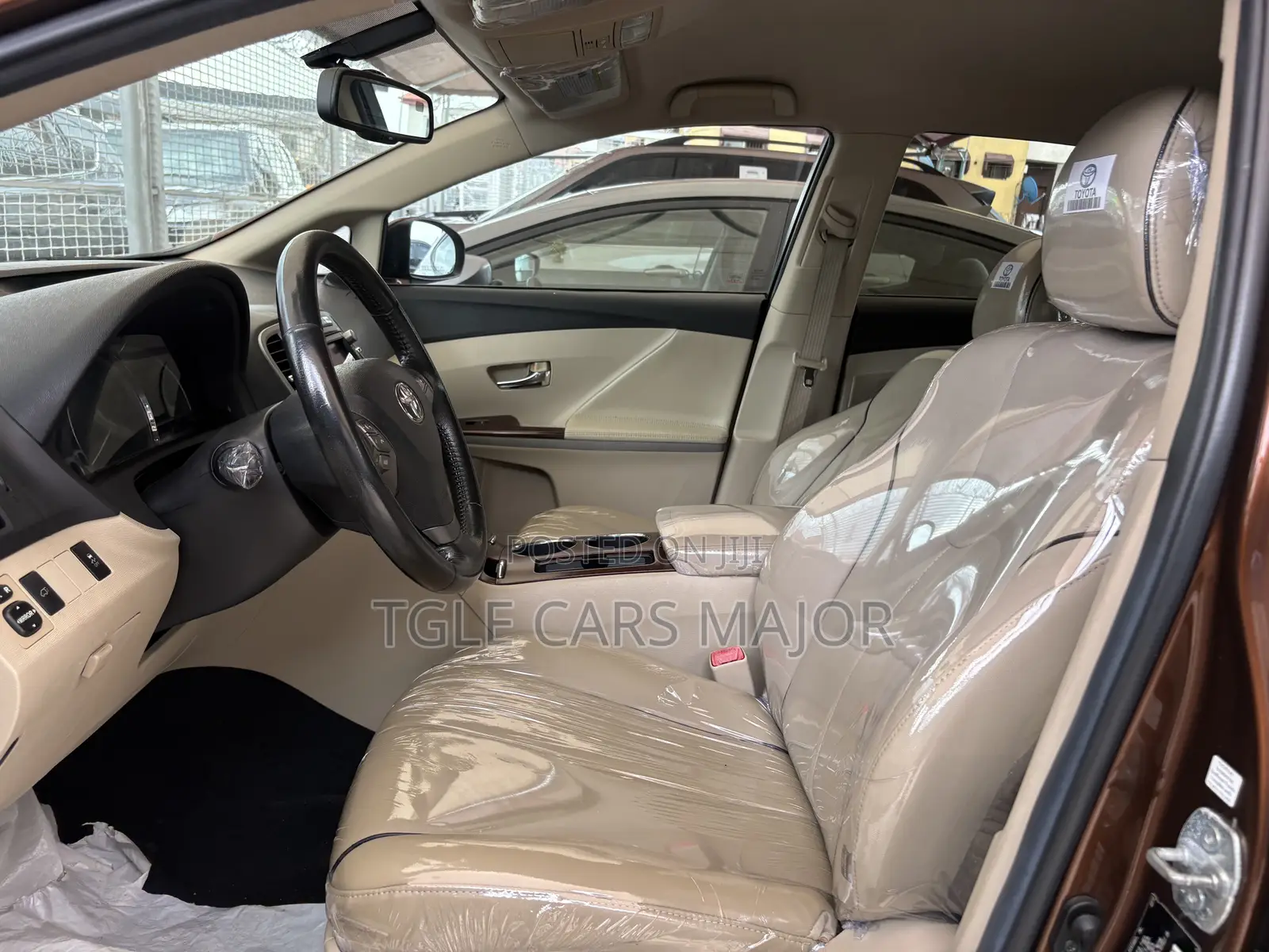 Toyota Venza XLE 2012 Brown
