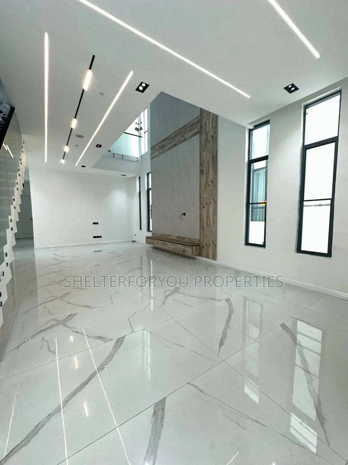 5bdrm Duplex in Lekki Phase 1 for sale