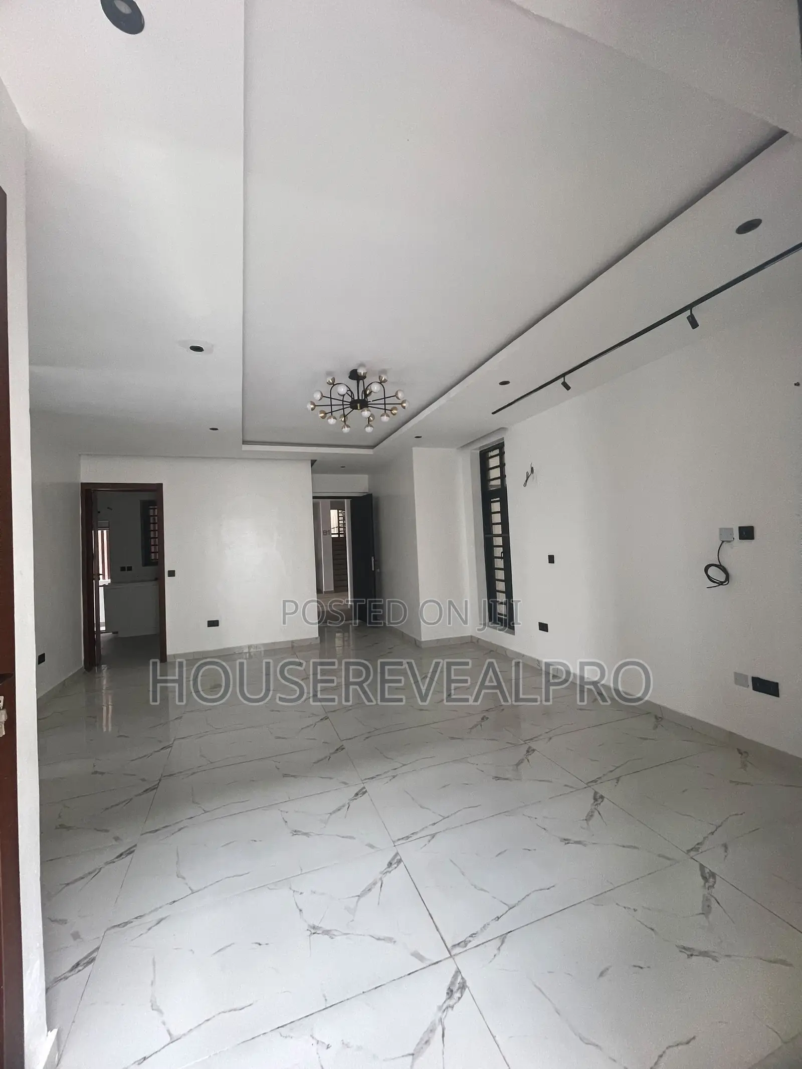 2bdrm Apartment in Lekki Maruwa for rent