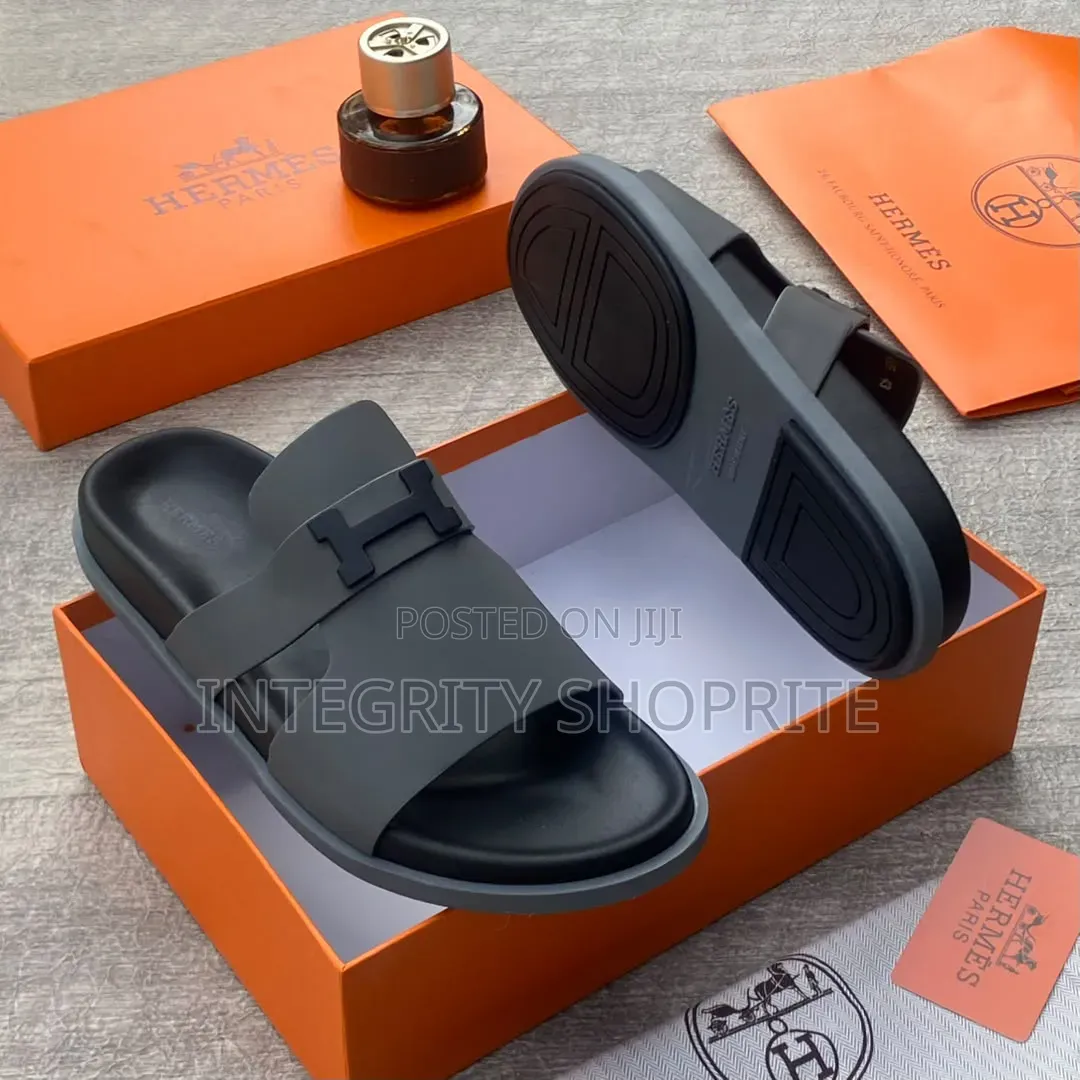 Hermès Slippers 
Size 40——46