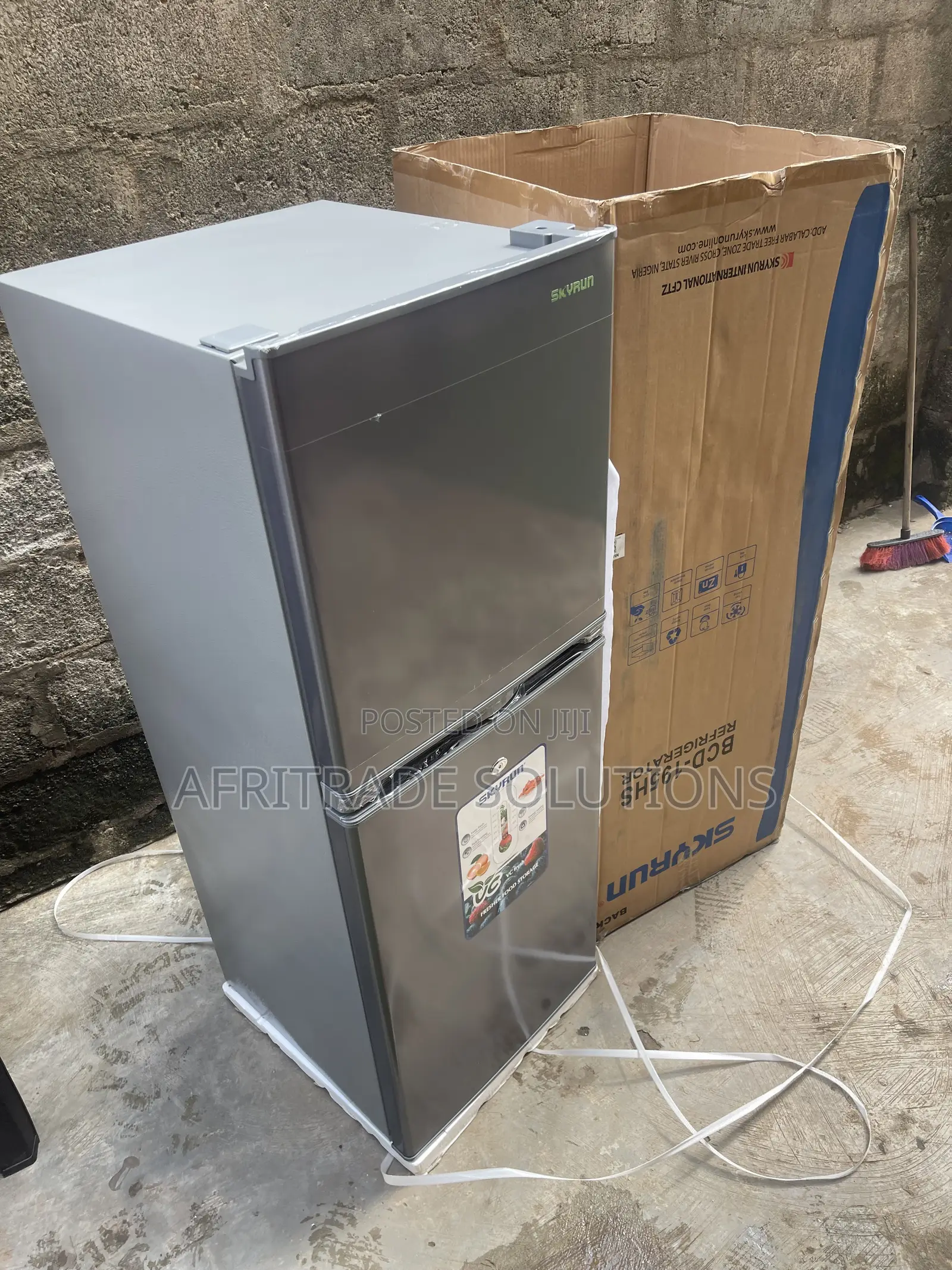 Skyrun 195L Fridge – Cool Convenience for Every Home
