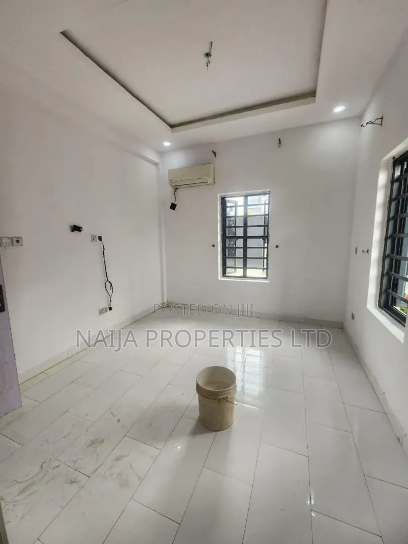 2bdrm Apartment in Ilasan-Ikate for rent