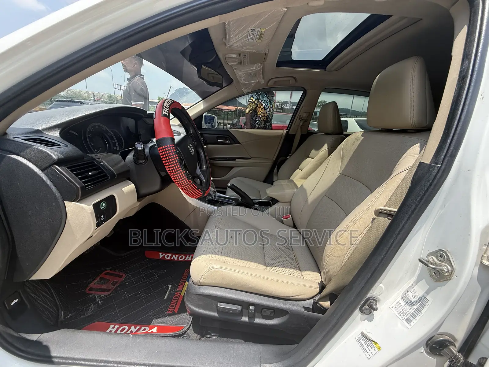 Honda Accord Touring V-6 4dr Sedan (3.5L 6cyl 6A) 2014 White