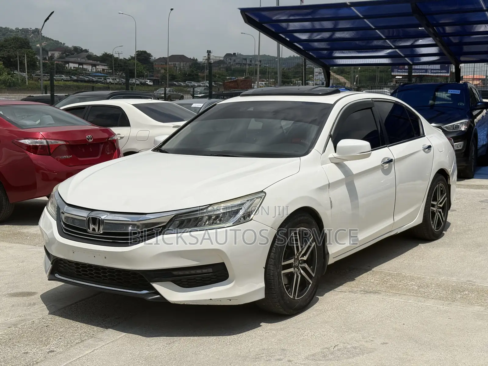 Honda Accord Touring V-6 4dr Sedan (3.5L 6cyl 6A) 2014 White