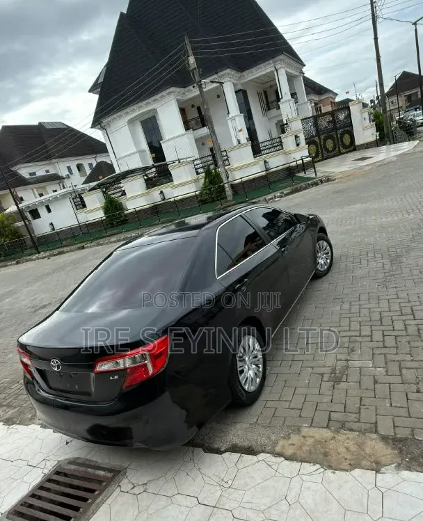 Toyota Camry 2012 Black