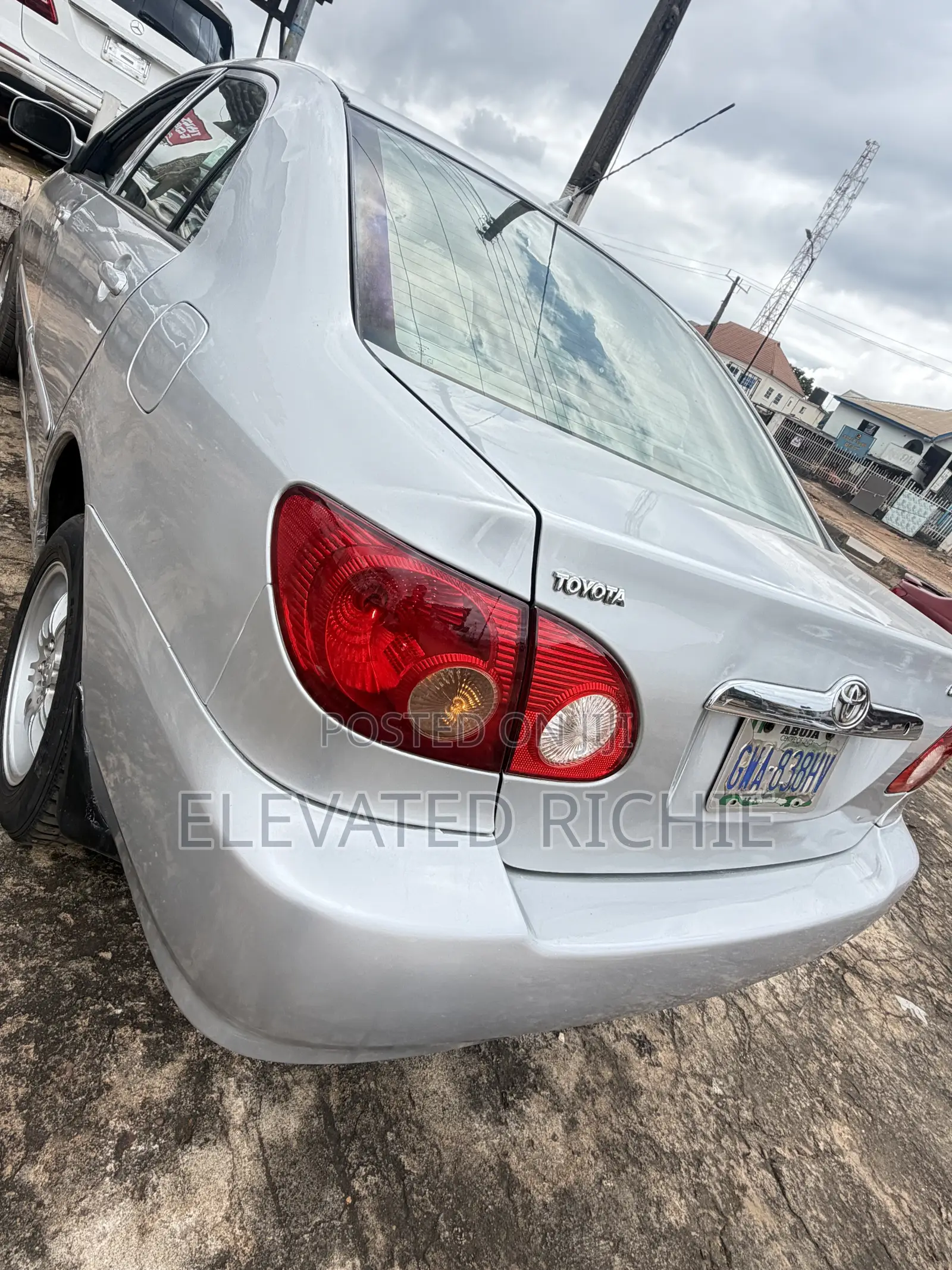 Toyota Corolla LE 2005 Silver