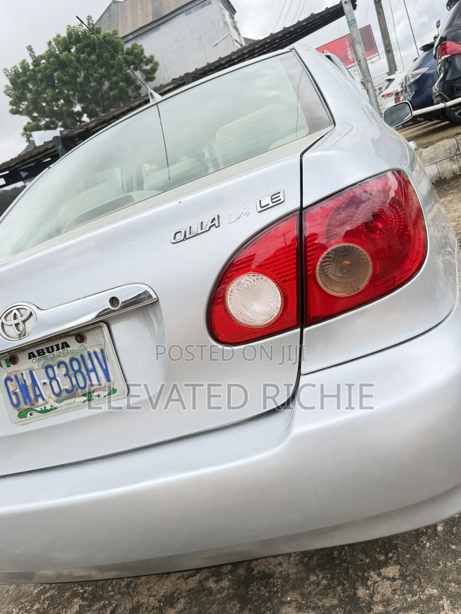 Toyota Corolla LE 2005 Silver