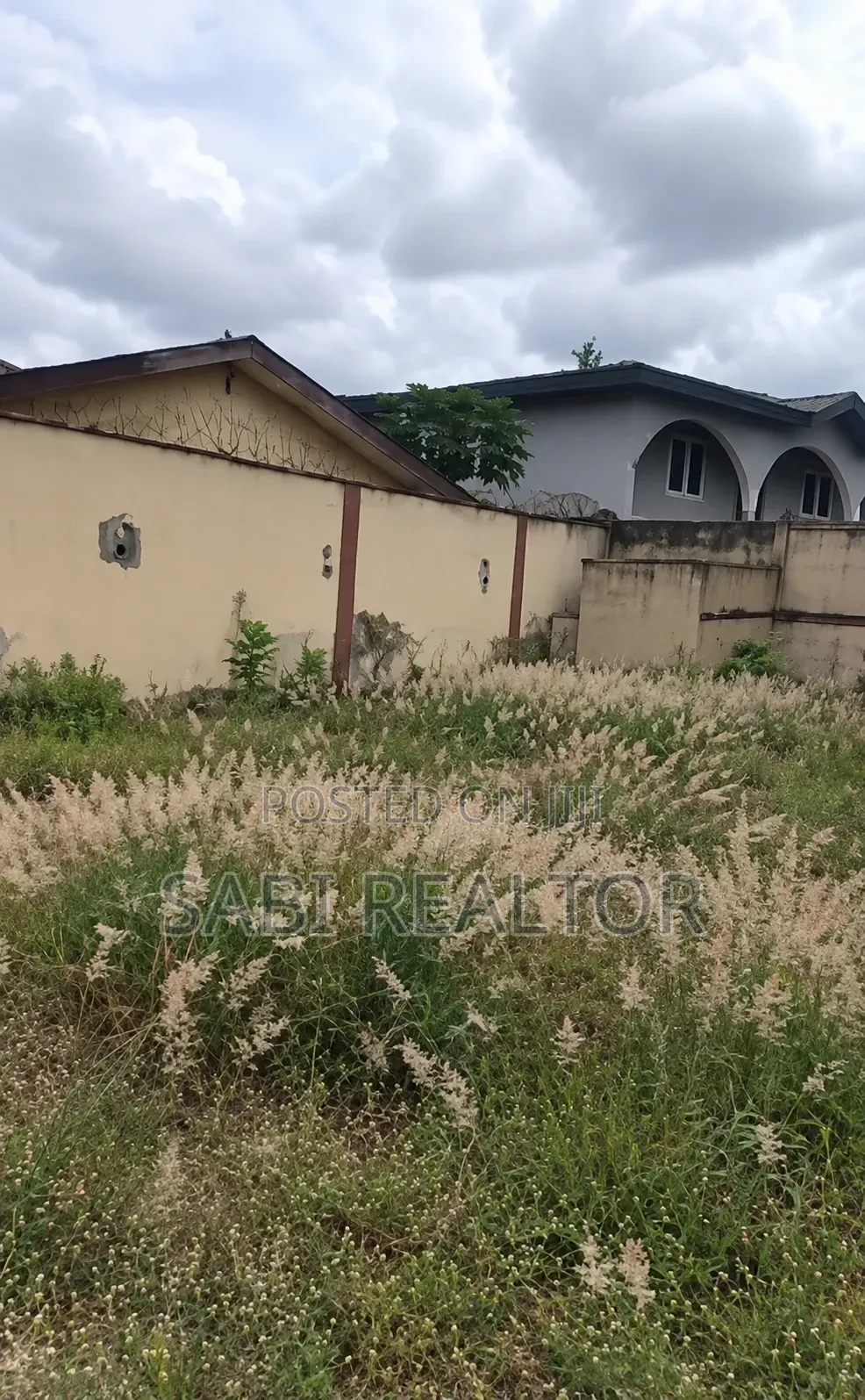 Full Plot of Land With 3 Shop at Baruwa Just 3 Houses to the Tarred Rd