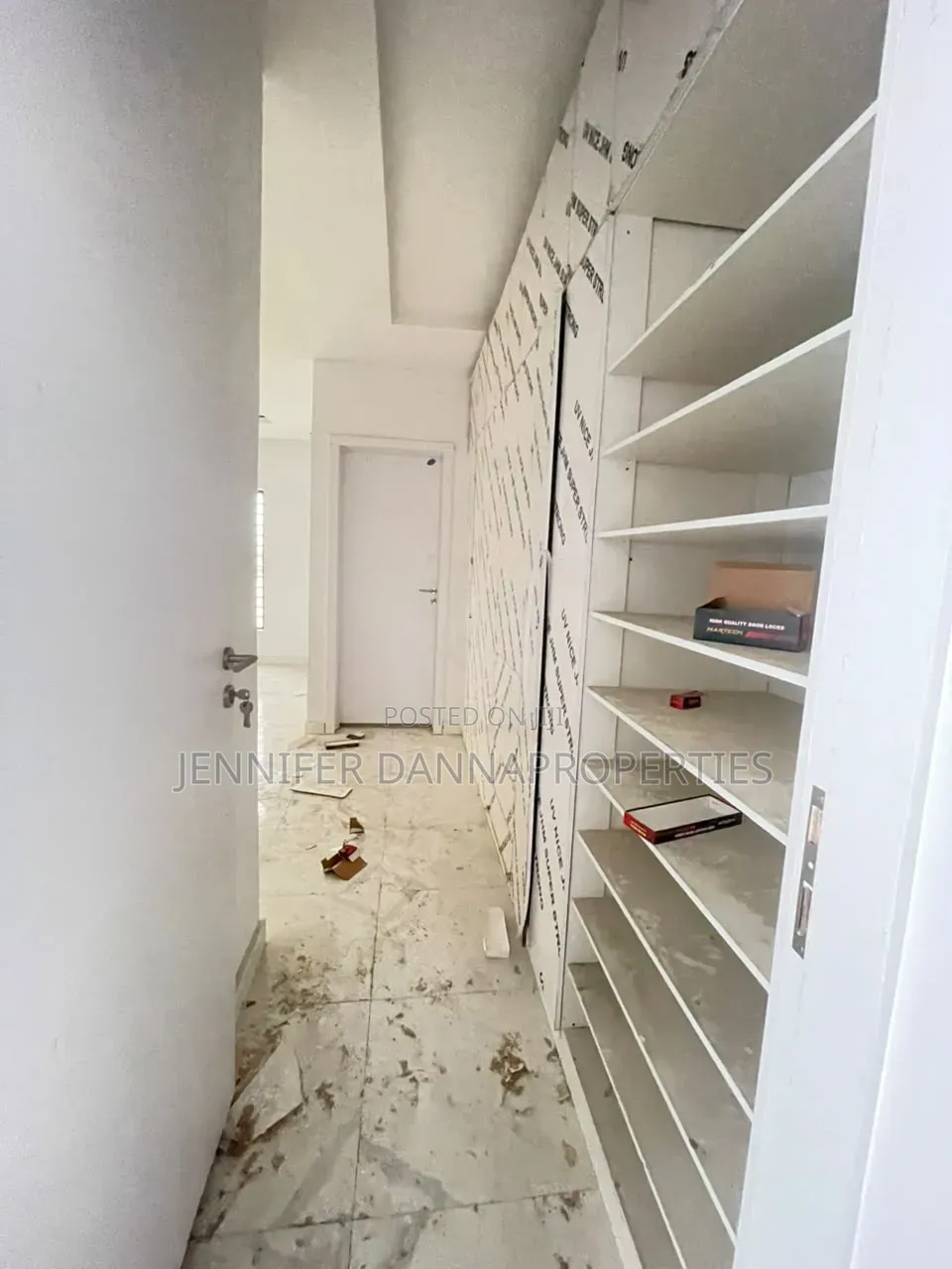 4bdrm Duplex in Crown Estate, Sangotedo for sale