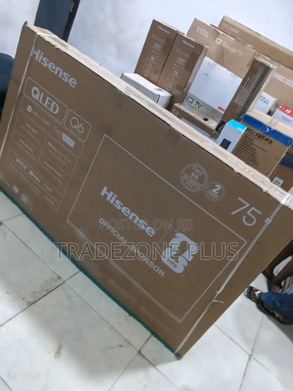 Modern Hisense 75Q6Q QLED Smart Television