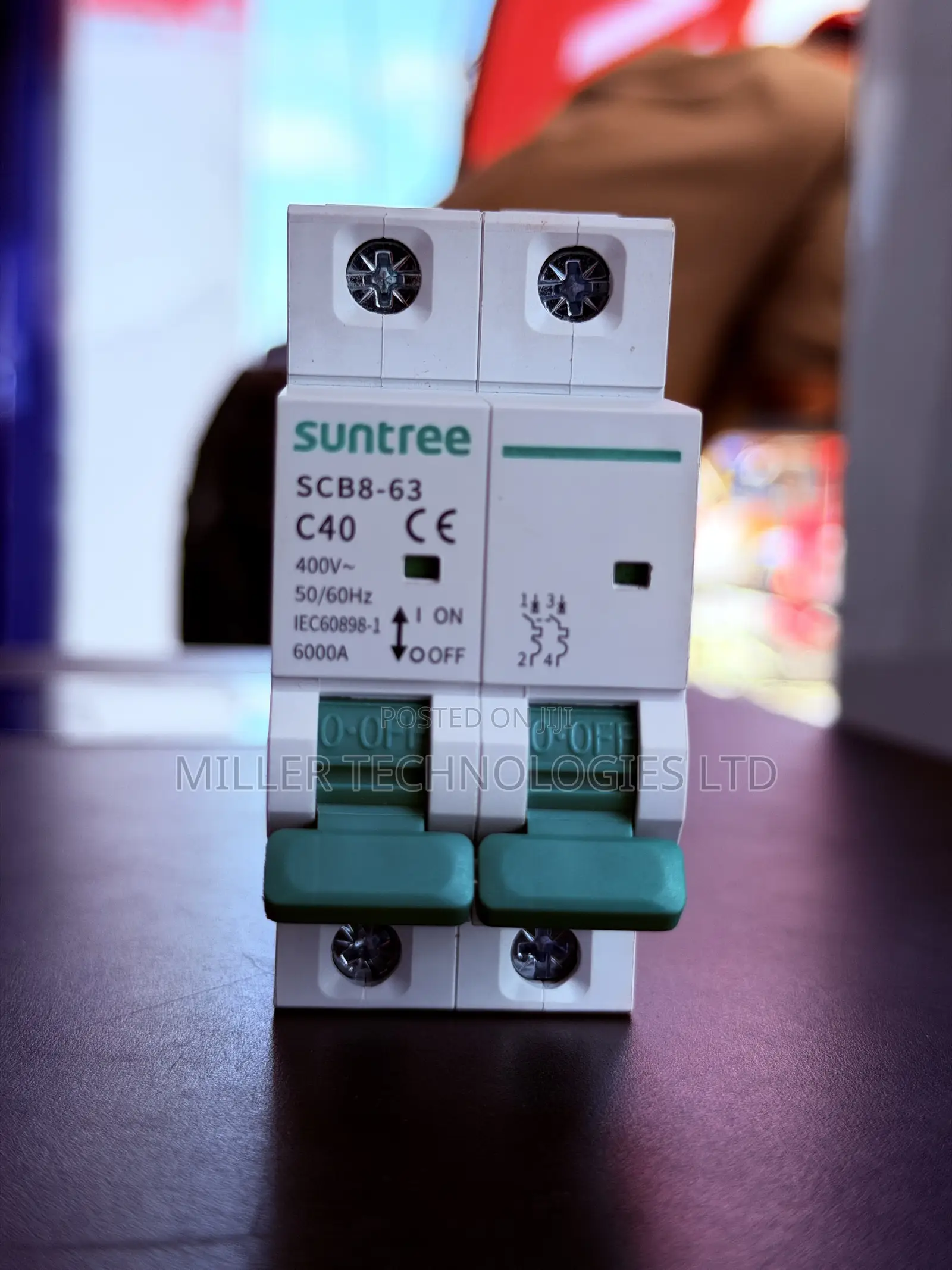 Original Suntree Scb8-63 C40 40a 2p AC Circuit Breaker